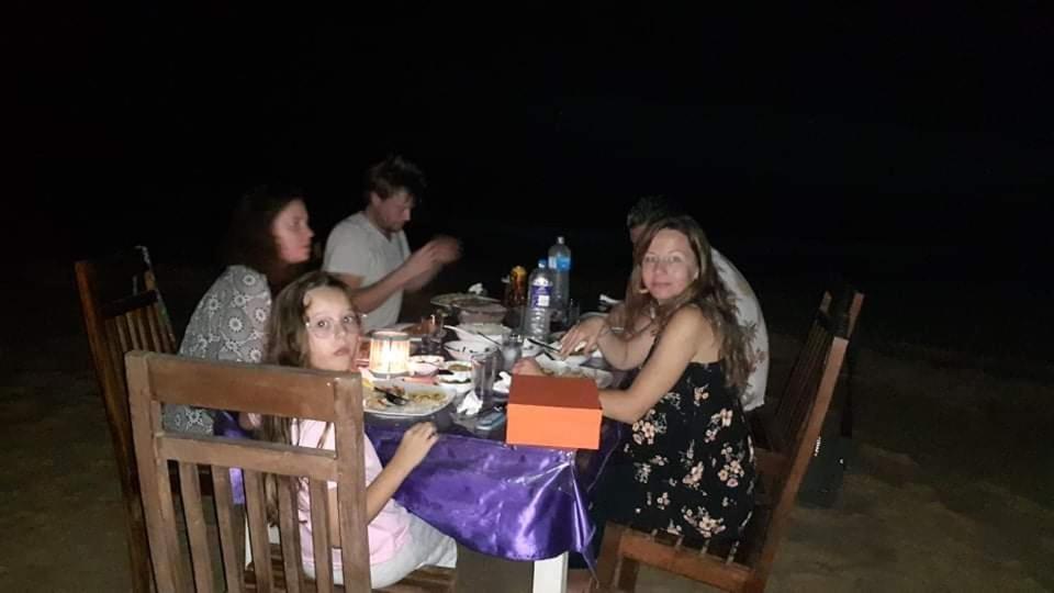 Jasmine White House Restaurant & Spa Dickwella Exterior foto